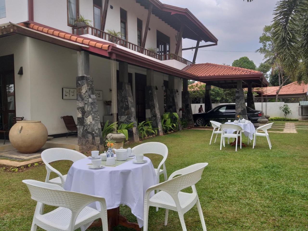 Cosy Nest Home Stay Negombo Habitación foto