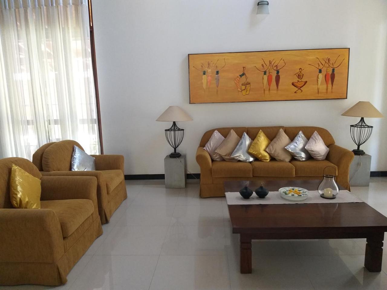 Cosy Nest Home Stay Negombo Habitación foto