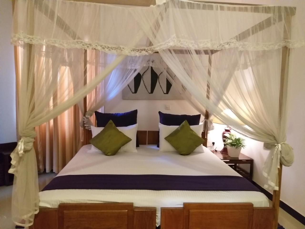 Cosy Nest Home Stay Negombo Habitación foto